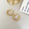 Brincos Geométricos Foscos de Novo Estilo Simples Retrô Europeus e Americanos para Mulheres, Moda de Nicho de Alto Padrão, Exquisitos Elegantes, Brincos de Luxo Acessíveis