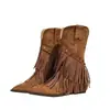 Botines de estilo Western de punta para mujer de talla grande transfronterizos, colección otoño 2026, botines individuales retro con flecos, en stock, talla 43