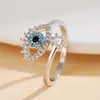 Anillo Ojo de Demonio, un anillo de lujo nicho, de alta gama y ligero de circonita cúbica, con un diseño único y minimalista, que exuda un aura sofisticada; un artículo popular en Amazon