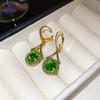 Pendientes Ovalados de Diamante Esmeralda Aguja de Plata Medio Vintage Pendientes Elegantes Lujo Ligero Alta Gama Pendientes Retro
