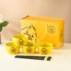 Conjunto de Tigela de Cerâmica e Hashis de Pato Amarelo Desenho Animado Caixa de Presente Tigela de Arroz Doméstica Talheres Fofos de Alto Valor Presente Promocional Logo