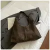 Bolsa Tote Retro Maillard Tendência Nova Outono e Inverno 2025 Transfronteiriça Bolsa Grande Capacidade Feminina Bolsa de Ombro Fashion para o Dia a Dia