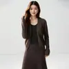 Cardigan de Cashmere Bai Cai Rong Estilo Francês Novo Decote V para Mulheres Solto Versátil Macio Simples Tricô Suéter Casaco