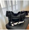 Bolso Retro Transfronterizo para Mujer, Gran Capacidad, Nuevo Bolso Cruzado Versátil Otoño e Invierno 2026, Bolso de Hombro Casual para Viajes