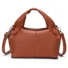 Bolsa feminina cross-border Cloud Dumpling 2025, novo estilo, popular, lancheira portátil, bolsa de ombro transversal com texto francês, bolsa feminina