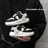 Zapatillas deportivas para niños 2025 otoño e invierno nuevas zapatillas blancas, zapatillas casual de caña alta para niños, zapatillas ligeras de moda para niñas