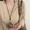 Bolsa Colar Estampa de Leopardo ~ Porta-Moedas Retrô Alça Longa Capa para Fones de Ouvido Bolsa de Cosméticos Corda de Couro Corrente para Suéter Acessórios para Mulheres