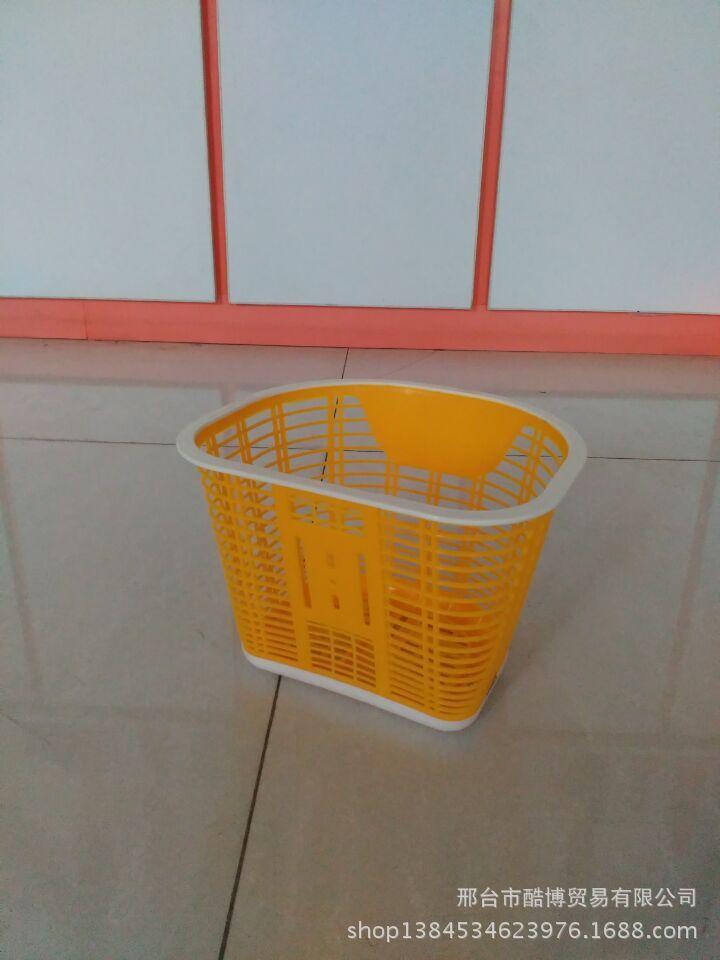 2645033076_58127624
