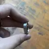 Anillo de Acero Inoxidable Mate Dorado Simple Europeo y Americano Shengxi Dominante Joyería 6mm Dorado Mate Ranurado