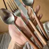 Conjunto de Talheres de Madeira Maciça Nogueira com Colher e Hashis de Aço Inoxidável 304 para Uso Doméstico com Cabo de Madeira Colher de Sopa Talher de Jantar Ocidental