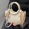 Bolso de mano estilo cesta de verduras de estilo extranjero para mujer, bolso de hombro de moda, bolso cruzado sencillo y versátil, 2025