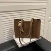 Bolsa Tote Grande Estampa de Leopardo Estilo Europeu e Americano 2025 Inverno Nova Moda Versátil Simples Casual Bolsa de Ombro de Mão