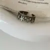 Nuevo Anillo Vintage de Mariposa y Flor Estilo Chino para Mujer, Anillo Único Retro para Dedo Índice con un Toque Nicho de Alta Gama
