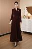 Vestido Elegante Retrô Simples e Estiloso para Senhora 2025 Outono Novo Decote V Cruzado Redutor de Idade Emagrecedor Vestido Longo