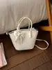 Bolso de Mano de Cuero Sintético, Nuevo Bolso Tote Pequeño Estilo Cesta de Moda, Fresco y Dulce, Bolso Versátil de Nicho de Gama Alta