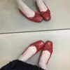 Zapatos de ballet planos Chuyuji estilo francés con lazo suave, nuevo para otoño 2026, poco profundos, suela blanda, rollo de huevo rojo