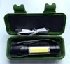 Lanterna de Luz Forte Transfronteiriça Recarregável Ultra Brilhante Pequena Mini Lanterna para Exterior Zoom de Longo Alcance Portátil de Mão