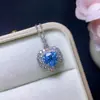Pingente de topázio disponível para envio, totalmente impecável com excelente cor de fogo, tamanho da pedra principal 8*8mm, finamente trabalhado com cravação em prata 925