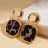Pendientes Retro Geométricos Redondos con Estampado de Flor y Leopardo para Otoño e Invierno Europeos y Americanos, Pendientes de Estilo de Nicho de Gama Alta con un Sentido de Elegancia