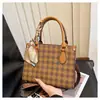 Bolso de Mujer 2024 Nuevo Otoño Bolso de Hombro de Moda Tendencia Bolso Cruzado Bolso de Mano Táctil de Alta Calidad Bolso Cuadrado Estampado