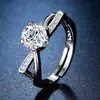 Anillo de Imitación de Moissanita Ocho Corazones y Ocho Flechas para Mujer Un Quilate Anillo de Boda Clásico de Seis Garras Fabricante de Anillos de Diamante Suministro Listo