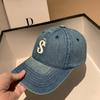 Sombrero vaquero con letra S bordada para mujer Primavera y Verano Protección solar Gorra con visera Estilo coreano Versátil Parasol Gorra de béisbol para hombre para cabeza grande