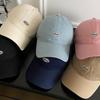 Gorra de Béisbol Bordada con Letras Nuevas de Primavera 2025 para Mujer Versión Coreana Versátil Circunferencia de Cabeza Grande Parte Superior Suave Visera de Pato Sombrero Casual