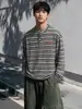 Camiseta Base Listrada Degradê Vintage Japonesa SAVAGEBASE para Homens, Novo Produto Outono 2026, Manga Longa com Gola Henley