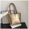 Bolsa Feminina de Grande Capacidade, Bolsa Feminina para o Dia a Dia com Costura de Superfície Macia, Bolsa de Ombro ou Axila Elegante e Simples