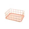 Cesta de almacenamiento de hierro nórdico al por mayor de fábrica, caja de almacenamiento de cosméticos, cesta de escritorio para snacks, cesta de almacenamiento de mascarillas, marco para artículos diversos