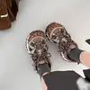 Malla 2026 gris transpirables casuales de otoño con cordones zapatos de papá para mujer versátiles estilo coreano zapatillas de suela gruesa zapatillas de correr