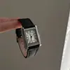 Reloj de Moda para Mujer Cuadrado con Correa Estudiante Fiesta Nicho Retro Temperamento Artístico Reloj de Guangzhou Reloj de Cuarzo
