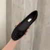 Otoño e Invierno con Mocasines Bailarinas de Lazo Modelo 2026 Pedrería Retro Francés Falda de Corte Bajo Zapatos de Ballet de Terciopelo