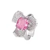 Otoño e invierno nuevo joyería Huabi diamante de alto carbono corte flor de hielo pétalo de cobre anillo de lujo ligero piedra principal femenina 8*8