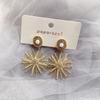 Aguja de Plata S925 Oro Óvalo Europeo y Americano Estilo Europeo y Americano Coreano Perla Sólida Aretes Simples Joyería Popular Transfronteriza para la Oreja