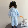 Conjunto de Primavera y Otoño para Niñas 2026 Nueva Moda Sudadera Infantil Elegante para Bebés, Ropa de Principios de Otoño, Extremadamente Estilosa