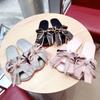Nuevas Pantuflas de Lazo para Mujer Verano Hogar Planas Antideslizantes Punta Abierta Satén Pantuflas Cuatro Estaciones Sandalias de Exterior