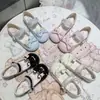 Zapatos casuales y relajados de estilo francés para uso diario de mujer, moda de moda de venta caliente 2026 para chicas jóvenes y moda estilo Lolita