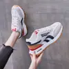 Zapatos Blancos Primavera 2025 Mismo Estilo para Hombres y Mujeres Moda Casual Deportivo Ligeros Cómodos Transpirables Zapatos para Correr Amazon Cross