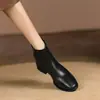 Botas Chelsea femininas de salto médio outono e inverno 2023 novas botas Martin de salto grosso botas curtas tipo cigarrete com forro de veludo