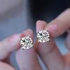 Pendientes de moissanita simulada de cuatro garras avanzados para mujer, pendientes para agujero de oreja, estilo coreano de alta gama, joyería que no se decolora, venta al por mayor