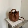 Bolsa de mão texturizada, plissada, com design nicho e tema florestal para mulheres, versátil, artística, bolsa de ombro, bolsa transversal, bolsa pequena retrô e fashion