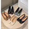 Zapatos tipo tabi de punta dividida estilo coreano Grape Mom para mujer, nuevo modelo 2026, piel genuina, tacón grueso, zapatos planos de ballet, zapatos de pezuña de cerdo