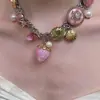 Collar Multicolor Flor de Fresa Rosa para Mujer 2026 Nuevo Diseño de Moda Verano Chica Popular Cadena para Clavícula Otoño e Invierno Uso en Capas