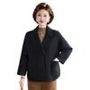 Colección de otoño e invierno transfronteriza: Capas base elegantes, adelgazantes y de talla grande para mamás, 2026 prendas de abrigo versátiles de mediana edad, cálidas y que reducen la edad