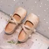Sapatos de Couro Estilosos Novos para Meninas, Versáteis, Fofos e Modernos, Coleção Primavera e Outono 2026, Confortáveis, Estilo Coreano, Laço Inspirado na Chanel, Solado Macio