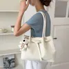 Bolsa de ombro feminina com estampa de padrão trançado moderno, nova bolsa de axila estilosa e requintada para o dia a dia 2026, bolsa tote vintage versátil