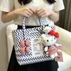 Nova Bolsa de Palha Tecida à Mão, Cesta de Mão, Bolsa Casual de Praia para Mulheres, Bolsa de Praia de Plástico Impermeável, Bolsa Colorida Teçida à Mão