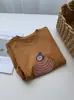 Camiseta feminina com estampa de desenho bordada, gola redonda, manga curta, novo estilo coreano de verão, corte solto, top modelador