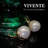 Aretes de Hebilla de Perla Destacada de 18K Temperamento Elegante Combinable Diseño Nicho Sentido Lujo Ligero Para Ir al Trabajo Nuevos Aretes